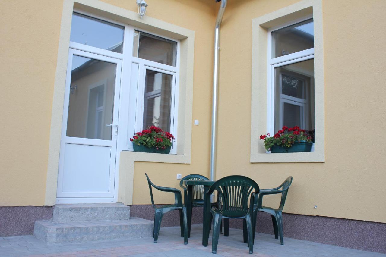 Apartmani Maja Zrenjanin Zewnętrze zdjęcie