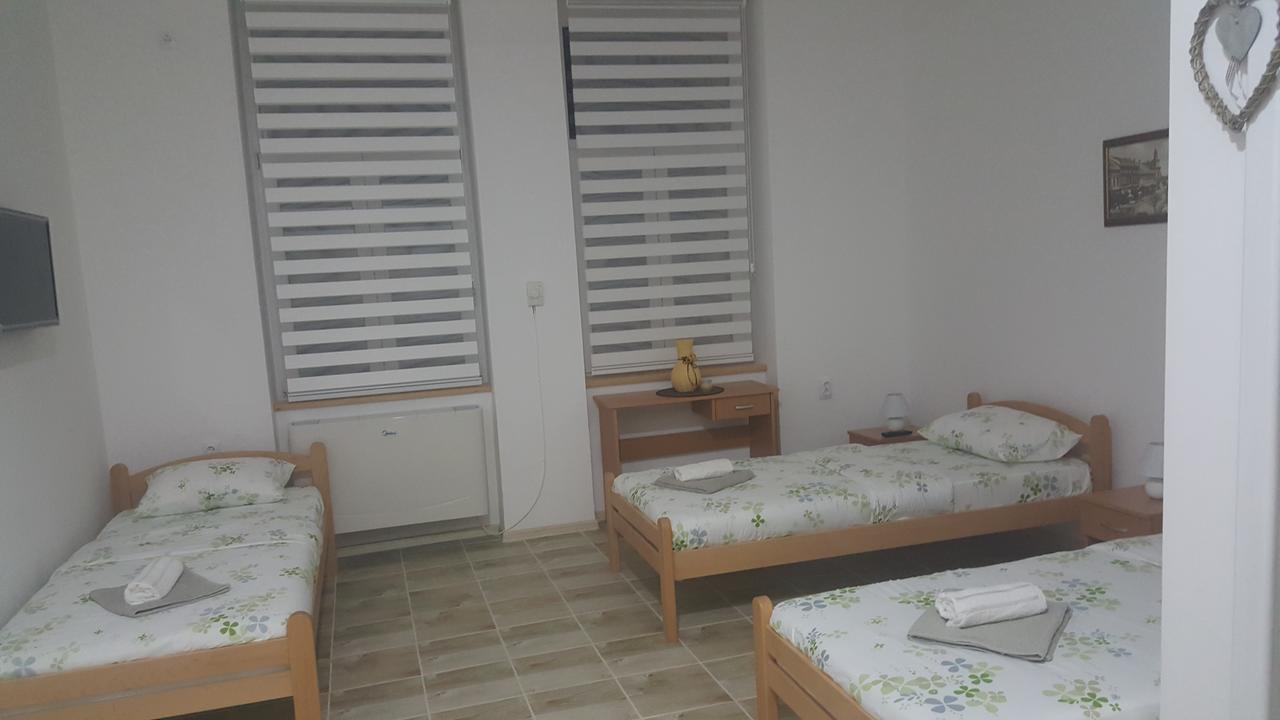 Apartmani Maja Zrenjanin Zewnętrze zdjęcie